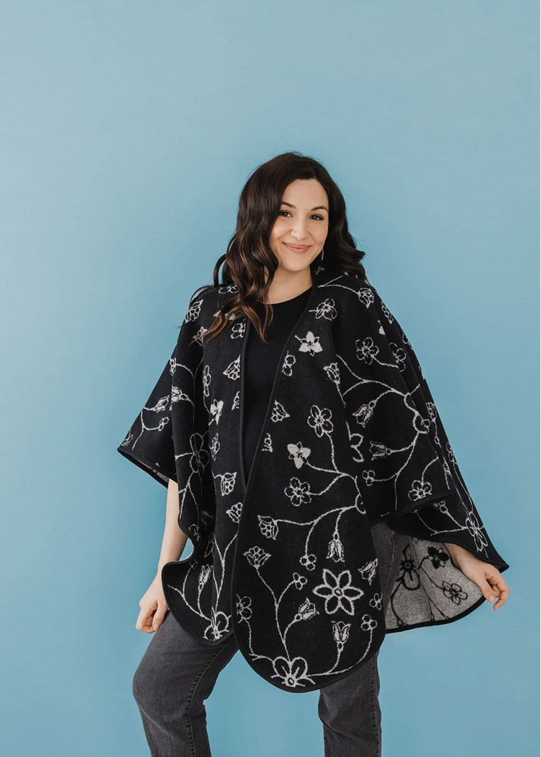 MINI TIPI Reversible Shawl