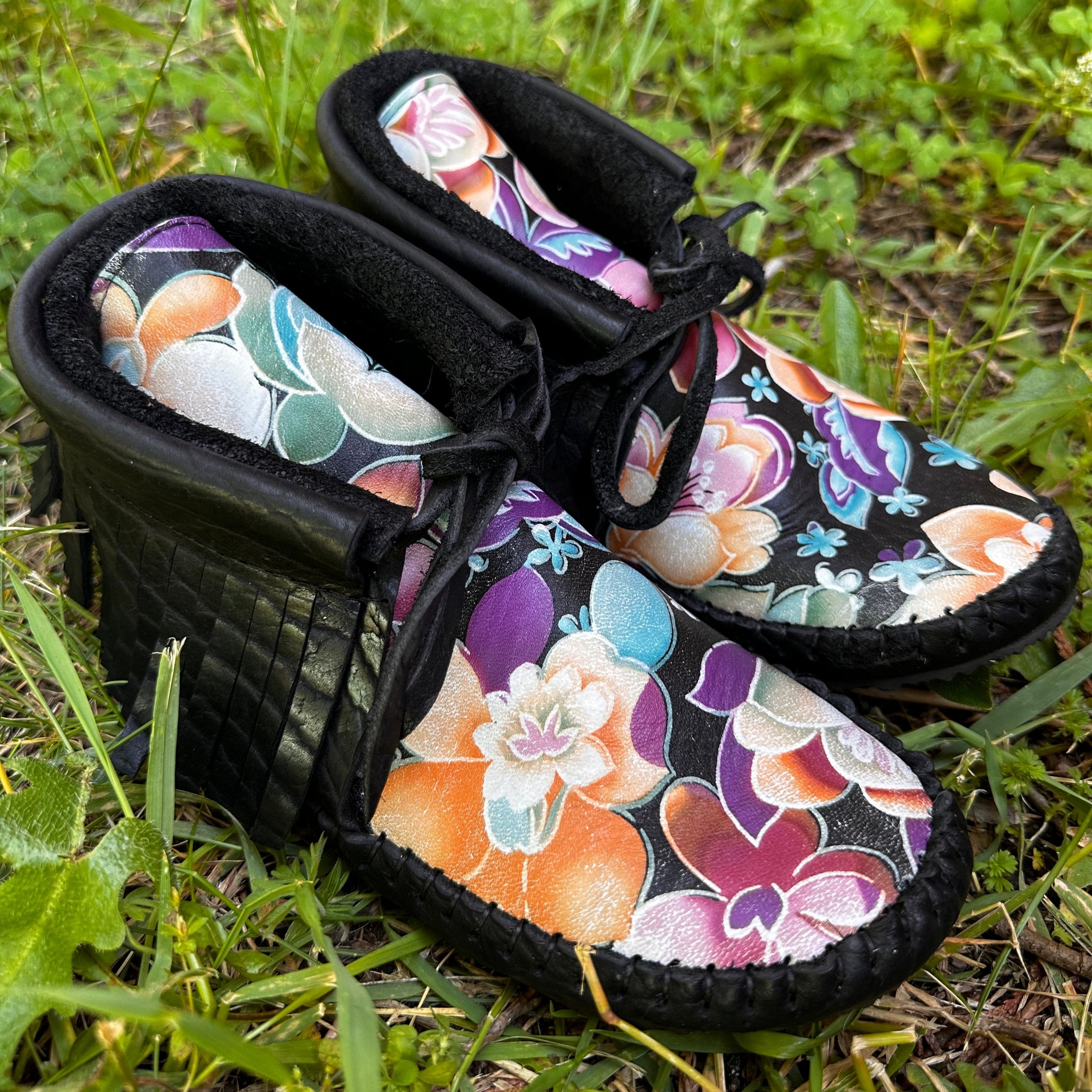 jamie gentry moccasins black and floral