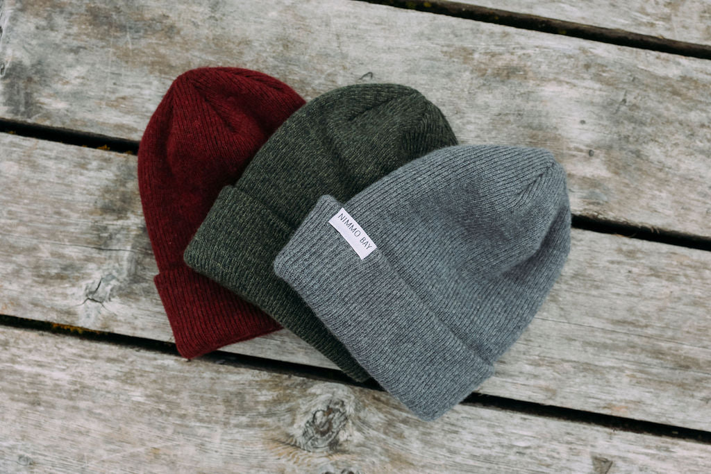 ANIÁN Grey Recycled Cashmere Toque