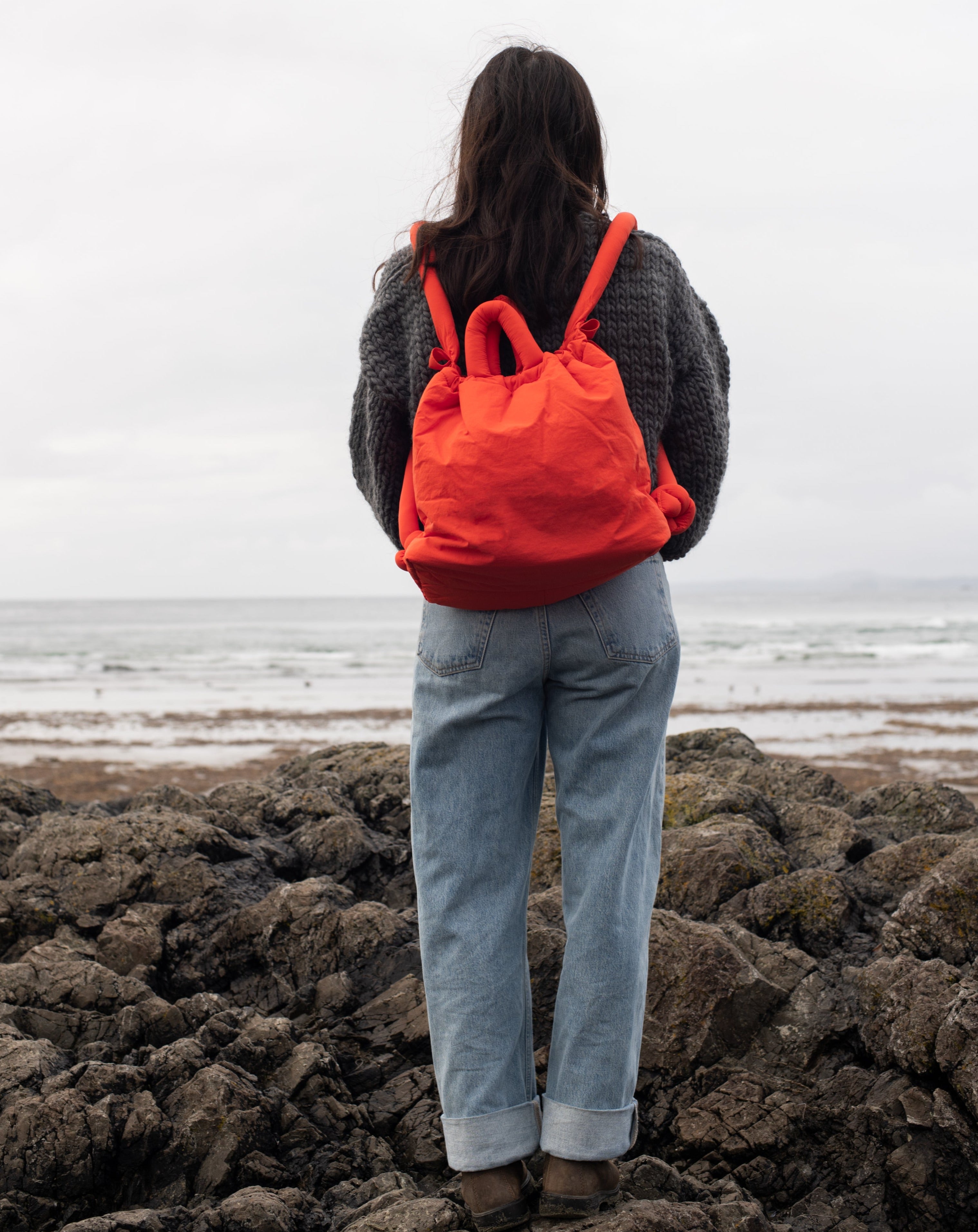 Olend Ona Soft Bag in Coral