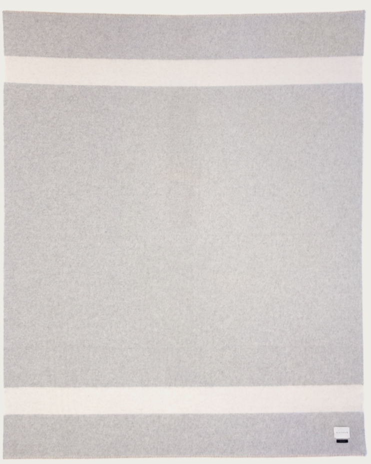 Blacksaw Siempre Recycled Blanket in grey and white